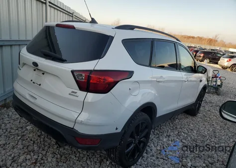 2019 Ford Escape Se из США, поврежденный, VIN 1FMCU0GD6KUB06745